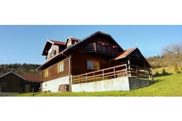 Slovacia Chata Veľké Rovné, Exteriorul